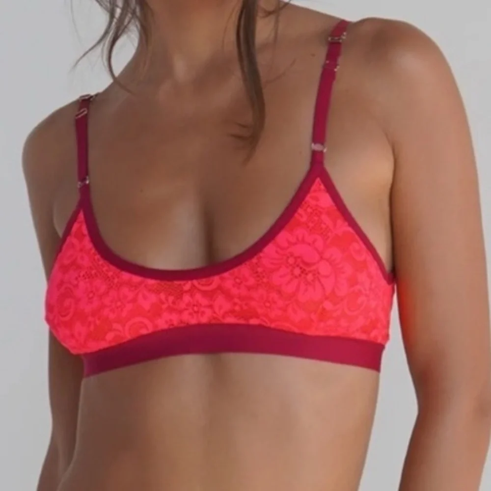 Free People We Are HAH Guard Her Bra Garter Belt Black Lace Small Bralette S XS - Picture 2 of 16